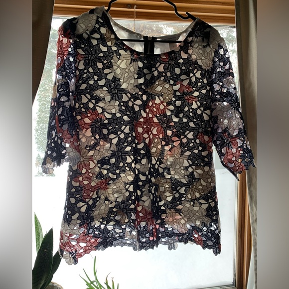 Christopher & Banks Floral  Lace Top with Liner | Navy Red White | Medium - Picture 2 of 8
